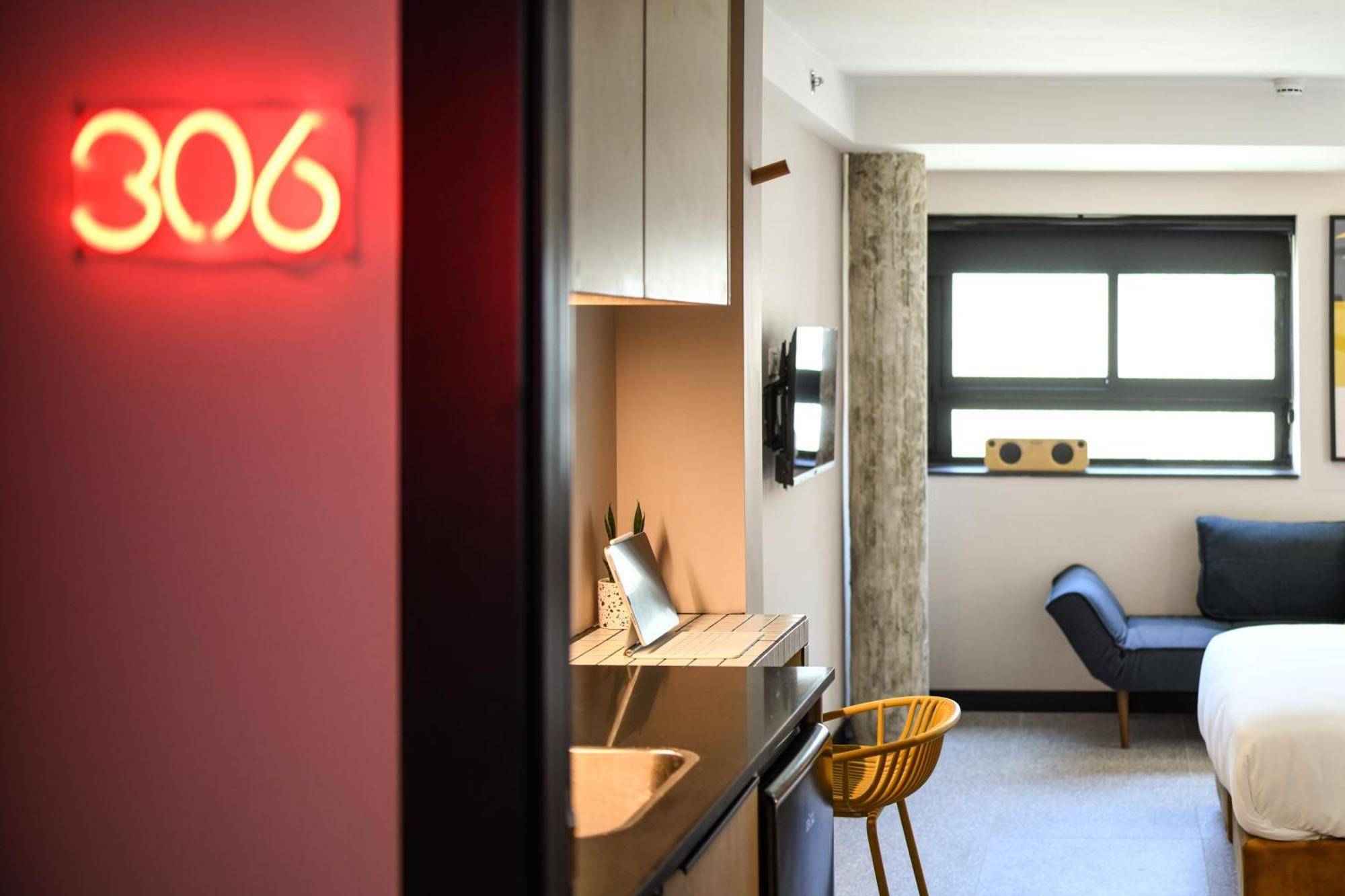 Pixel - By Loginn Tel-Avivian Hotels Room photo